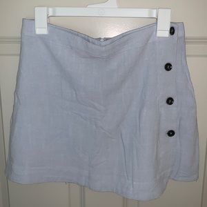 Sadie & Sage light blue L skirt.